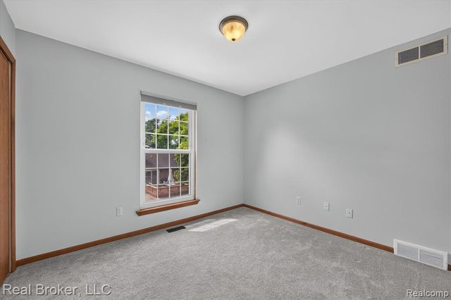 68457 Rosewood Lane, Richmond, MI 48062