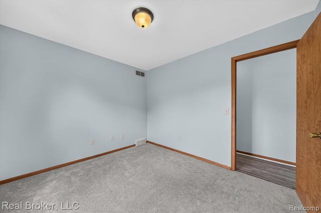 68457 Rosewood Lane, Richmond, MI 48062