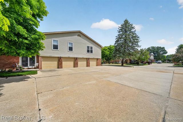 68457 Rosewood Lane, Richmond, MI 48062