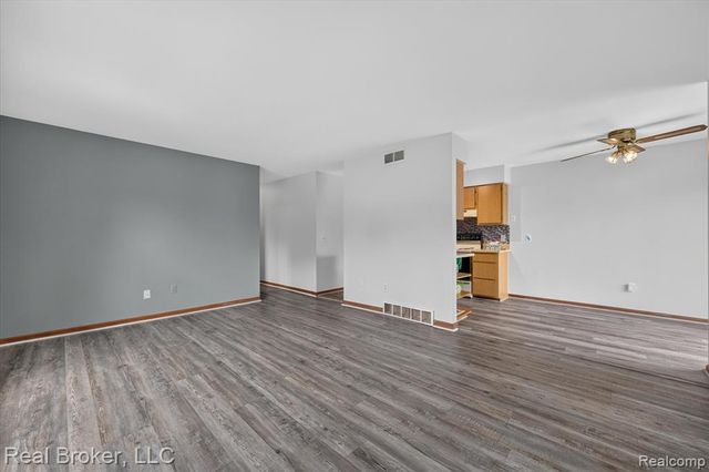 68457 Rosewood Lane, Richmond, MI 48062