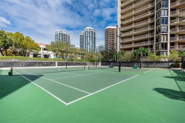 2901 S Bayshore Dr 8A, Miami, FL 33133