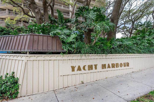 2901 S Bayshore Dr 8A, Miami, FL 33133