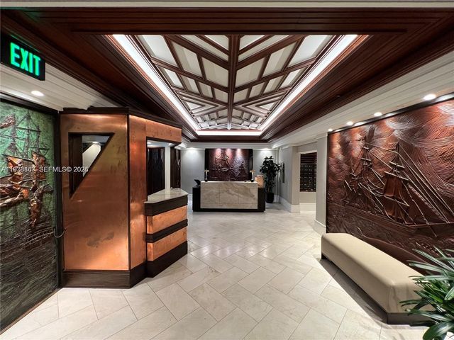 2901 S Bayshore Dr 8A, Miami, FL 33133