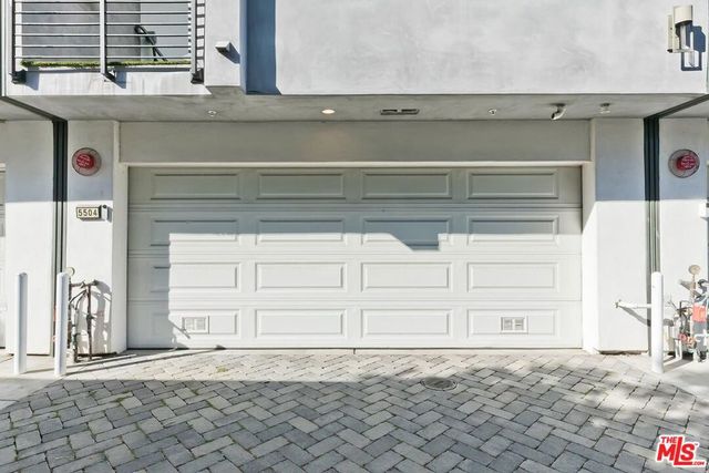 5504 W Olympic Boulevard, Los Angeles, CA 90036