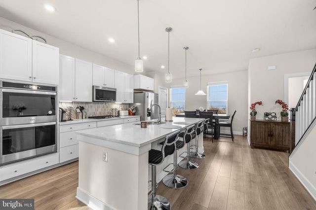 1581 SANDPIPER BAY LOOP, Dumfries, VA 22026