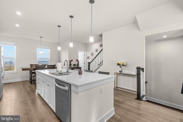 1581 SANDPIPER BAY LOOP, Dumfries, VA 22026