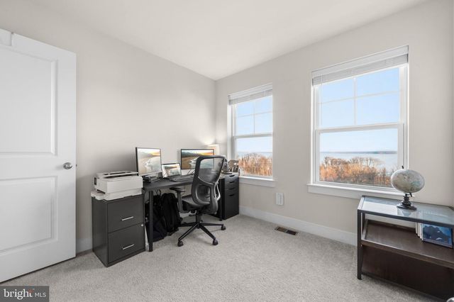 1581 SANDPIPER BAY LOOP, Dumfries, VA 22026