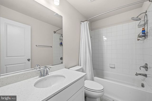 1581 SANDPIPER BAY LOOP, Dumfries, VA 22026