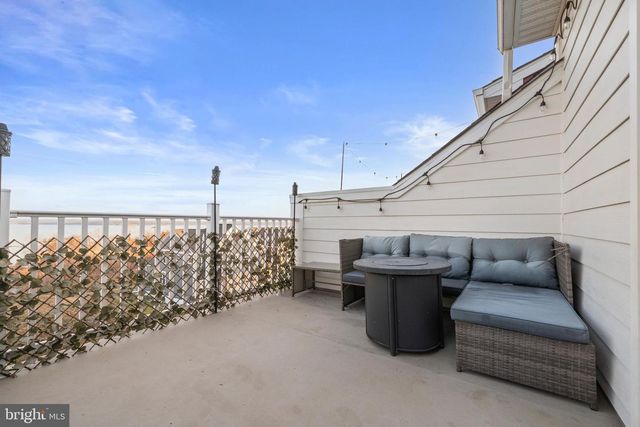 1581 SANDPIPER BAY LOOP, Dumfries, VA 22026