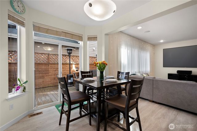 20013 9th Place W, Lynnwood, WA 98036