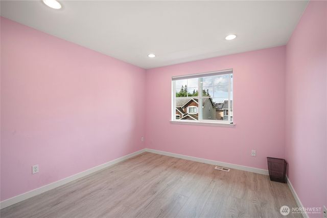 20013 9th Place W, Lynnwood, WA 98036