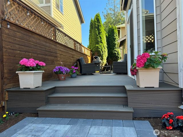 20013 9th Place W, Lynnwood, WA 98036