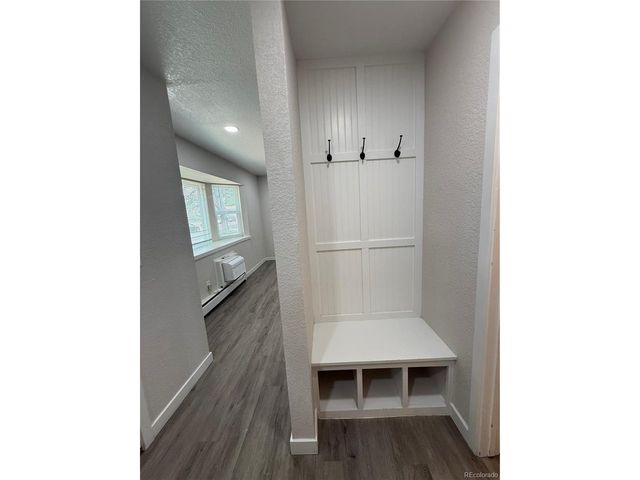 92 Newark St C, Aurora, CO 80012