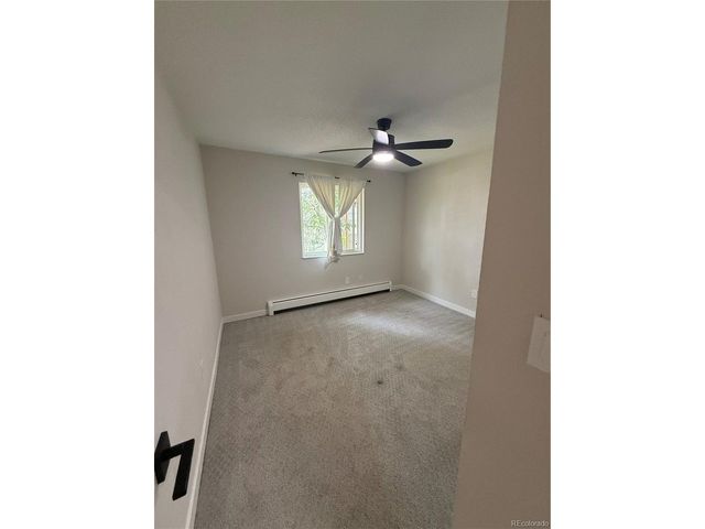 92 Newark St C, Aurora, CO 80012