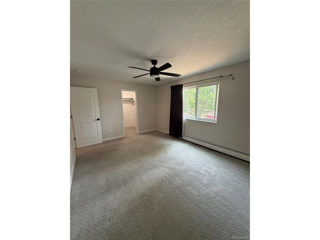 92 Newark St C, Aurora, CO 80012