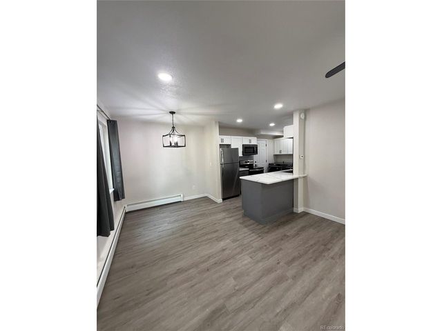 92 Newark St C, Aurora, CO 80012