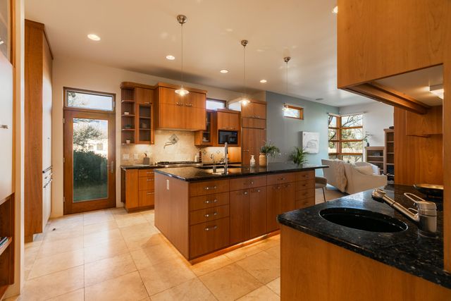 927 CAMINO VISTA RIO, Bernalillo, NM 87004