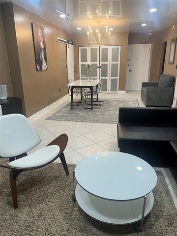 300 Bayview Drive 1911, Sunny Isles Beach, FL 33160