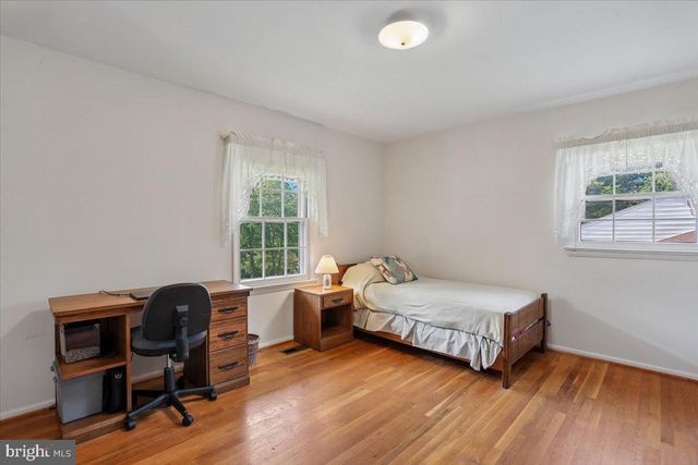 7213 PANORAMA DR, Rockville, MD 20855
