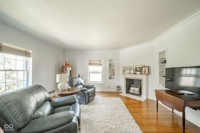 1 Whitehall Place, Anderson, IN 46011