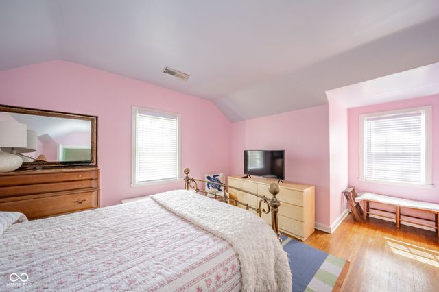 1 Whitehall Place, Anderson, IN 46011