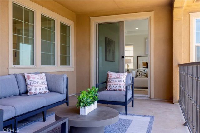 1186 Viejo Hills Dr, Lake Forest, CA 92610