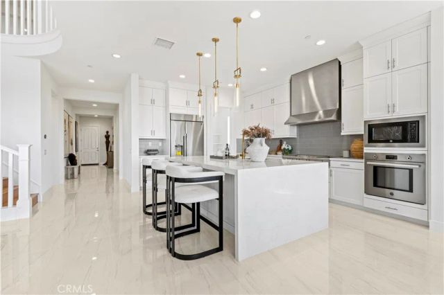 1186 Viejo Hills Dr, Lake Forest, CA 92610