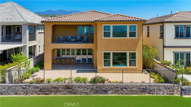 1186 Viejo Hills Dr, Lake Forest, CA 92610
