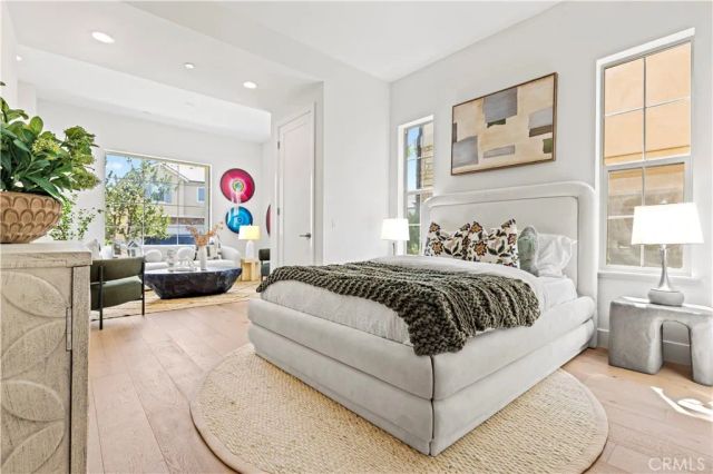 1186 Viejo Hills Dr, Lake Forest, CA 92610