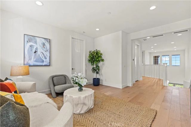 1186 Viejo Hills Dr, Lake Forest, CA 92610