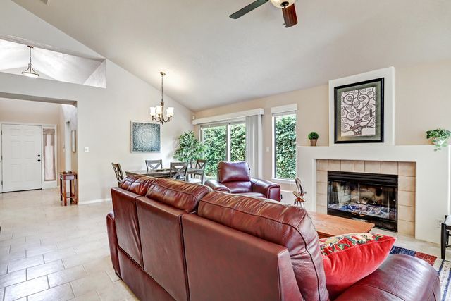 10816 Academy Ridge Road NE, Albuquerque, NM 87111