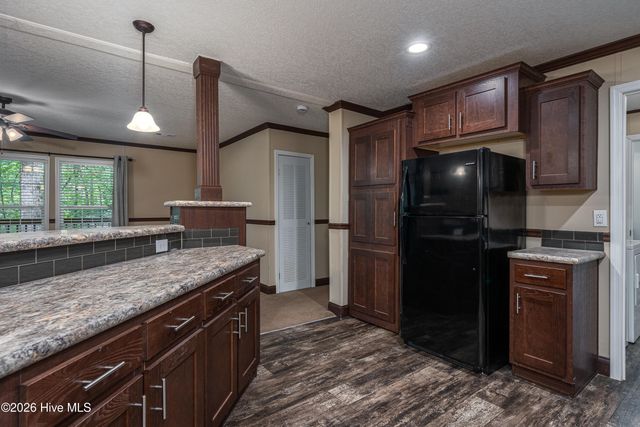 37 Red Wolf Trail, Blairsville, GA 30512