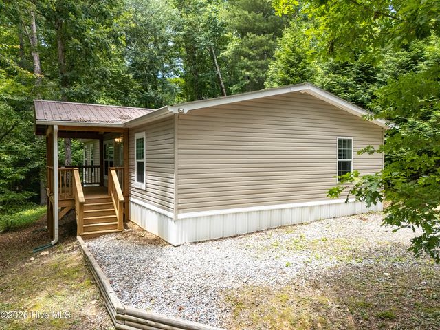 37 Red Wolf Trail, Blairsville, GA 30512