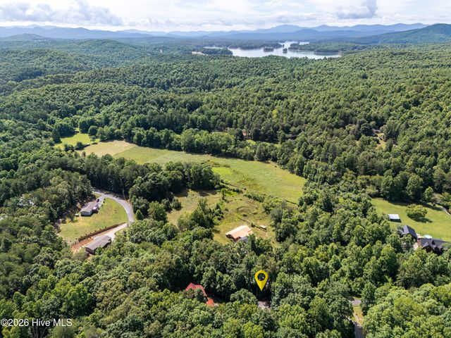 37 Red Wolf Trail, Blairsville, GA 30512