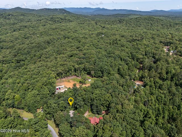 37 Red Wolf Trail, Blairsville, GA 30512