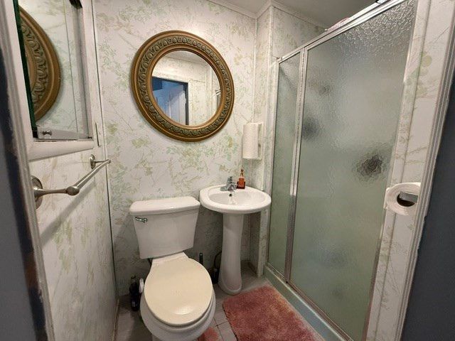 11 Wayne St, Worcester, MA 01603