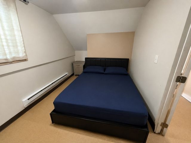 11 Wayne St, Worcester, MA 01603