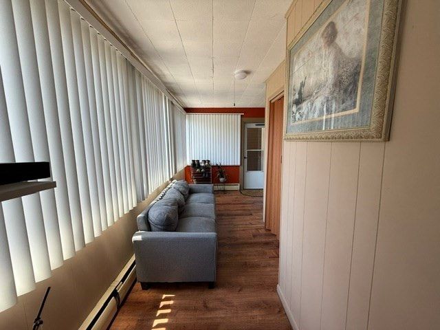 11 Wayne St, Worcester, MA 01603