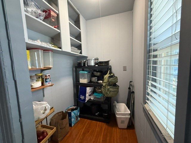 11 Wayne St, Worcester, MA 01603