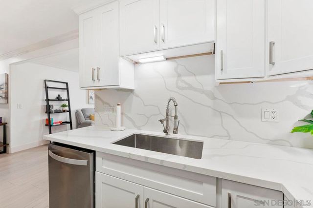 5055 Collwood Blvd 304, San Diego, CA 92115