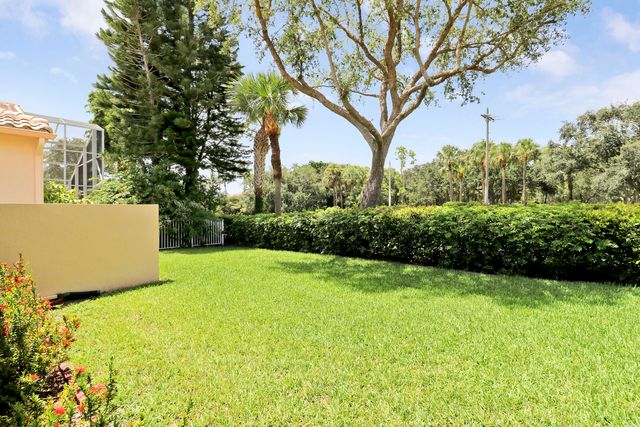6565 Garde Road, Boynton Beach, FL 33472