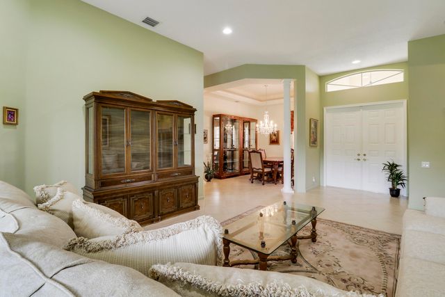 6565 Garde Road, Boynton Beach, FL 33472