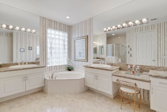 6565 Garde Road, Boynton Beach, FL 33472