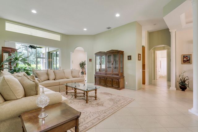 6565 Garde Road, Boynton Beach, FL 33472