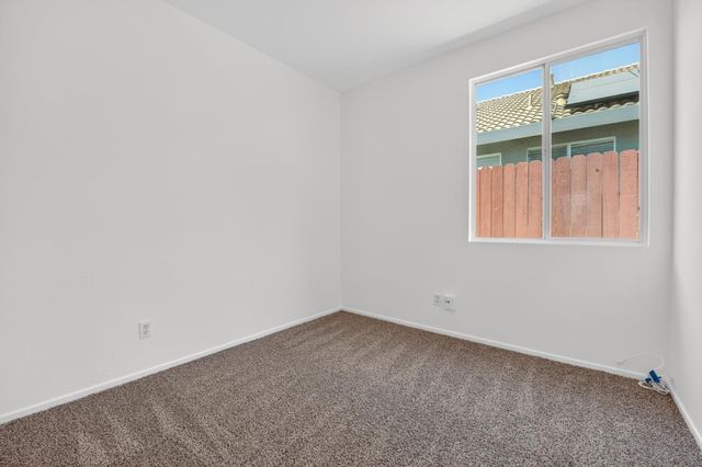 2155 Hearst St, West Sacramento, CA 95691