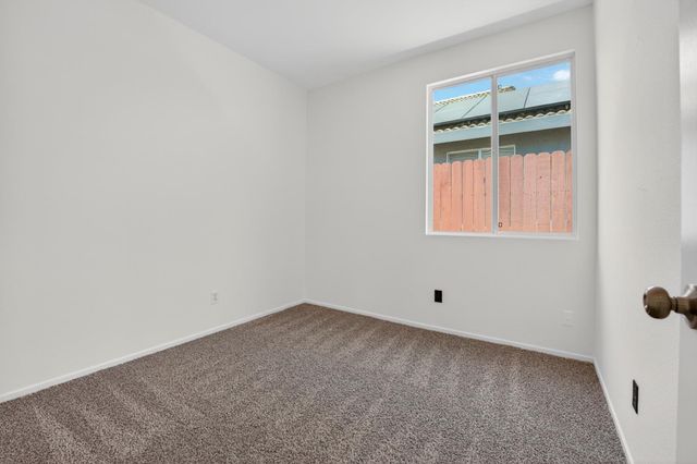 2155 Hearst St, West Sacramento, CA 95691