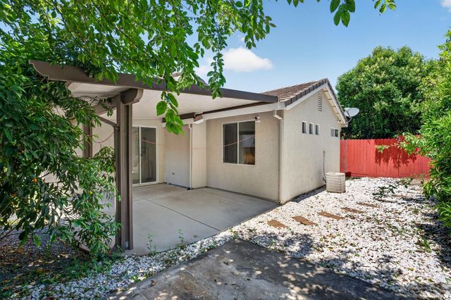 2155 Hearst St, West Sacramento, CA 95691