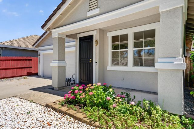 2155 Hearst St, West Sacramento, CA 95691