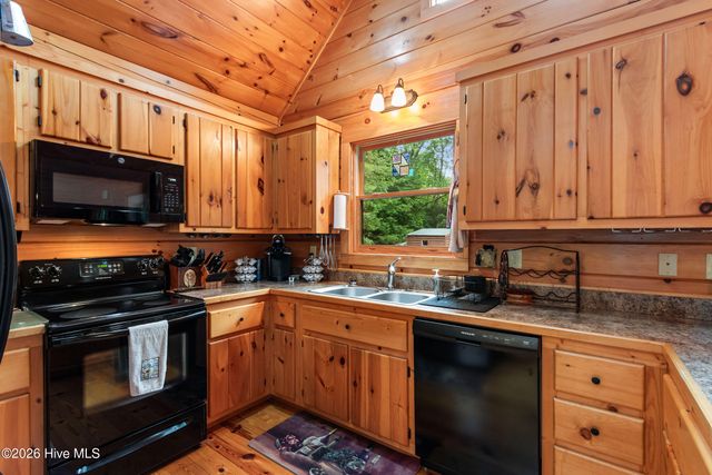 104 Antler Lane, Murphy, NC 28906