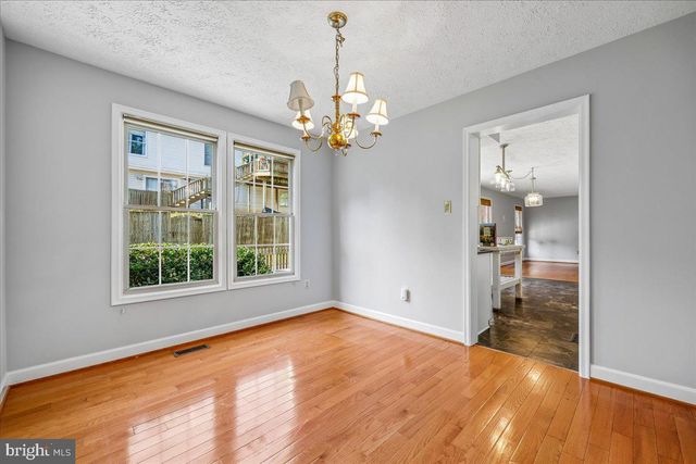 20928 SCOTTSBURY DR, Germantown, MD 20876